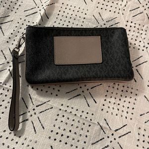 Michael Kors Wristle